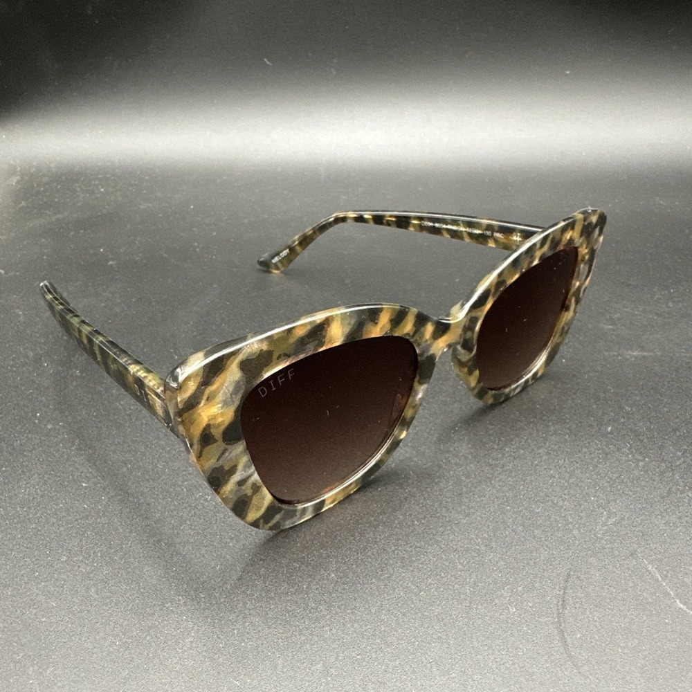 DIFF Sunglasses Womens 52-21-150 Tortoise Melody Cat Eye Gradient DE01-0364 Boho